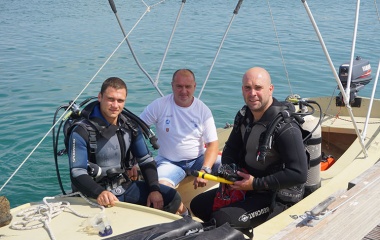 WhiteFlag professional divers